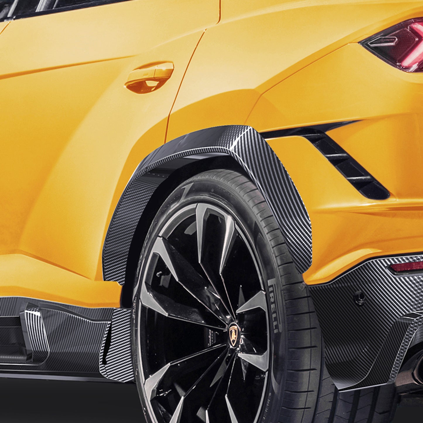 Lamborghini Urus Carbon Fibre Side Skirts