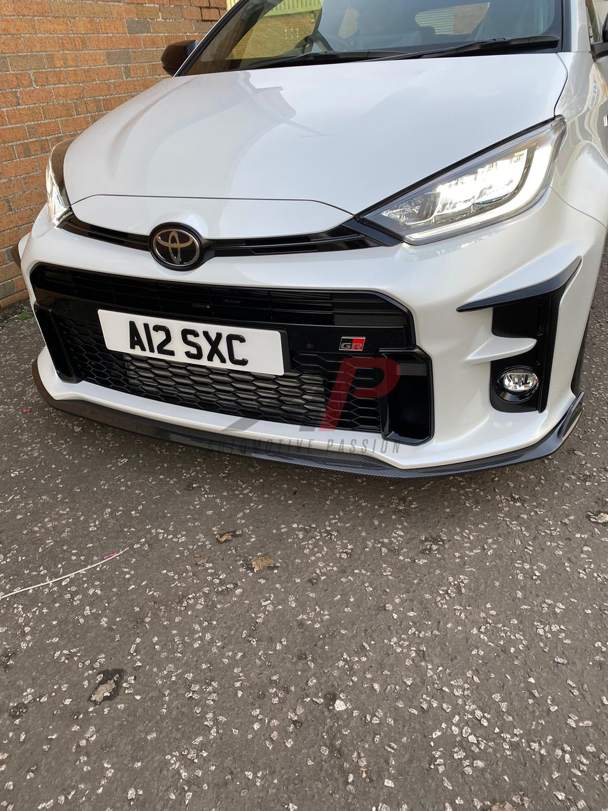 Toyota Yaris GR Dry Carbon Front Splitter