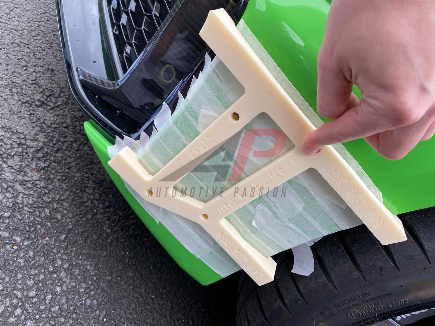 TTRS Front Canards – Audi 8S FL (2020+) ABS GLOSS BLACK 4 PIECE