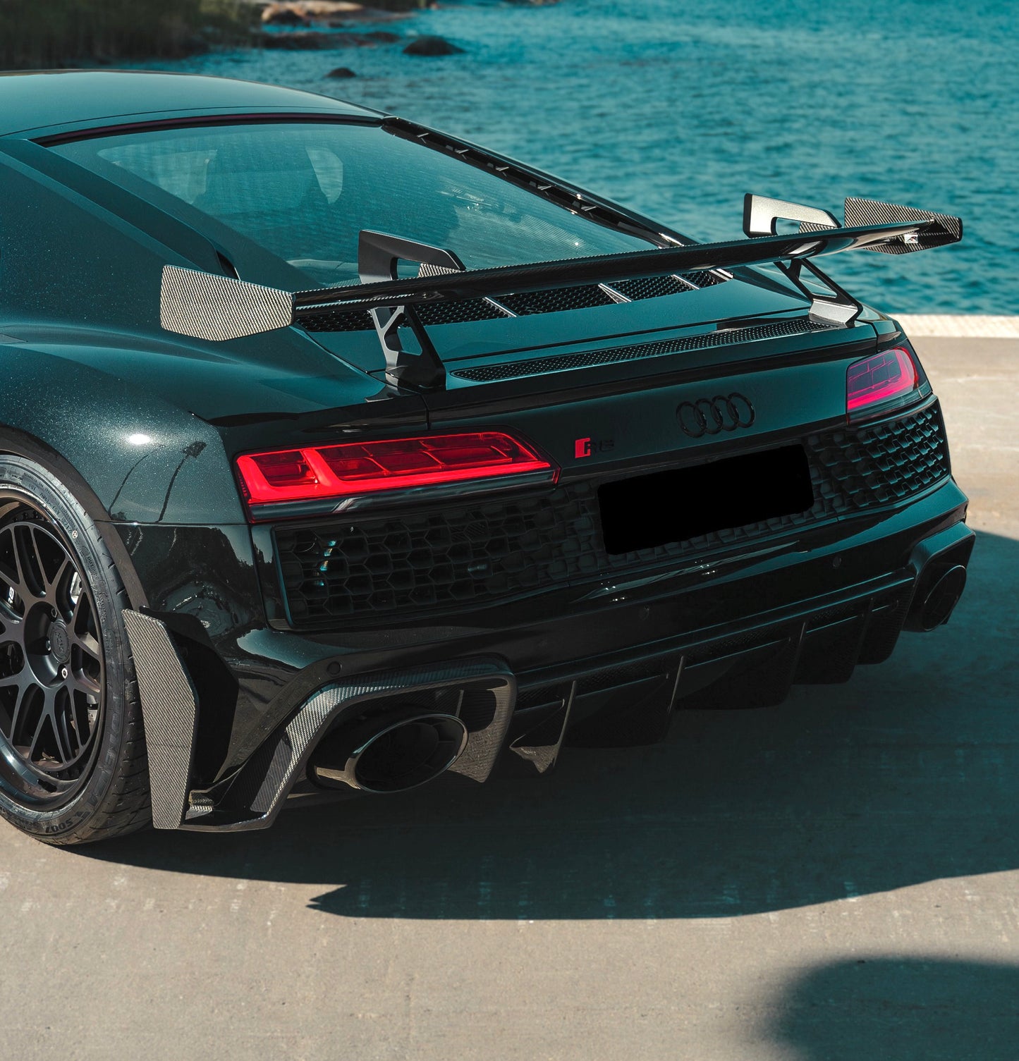 Audi R8 Carbon Fibre Rear Diffuser W Side Elements Gen 2 2019+