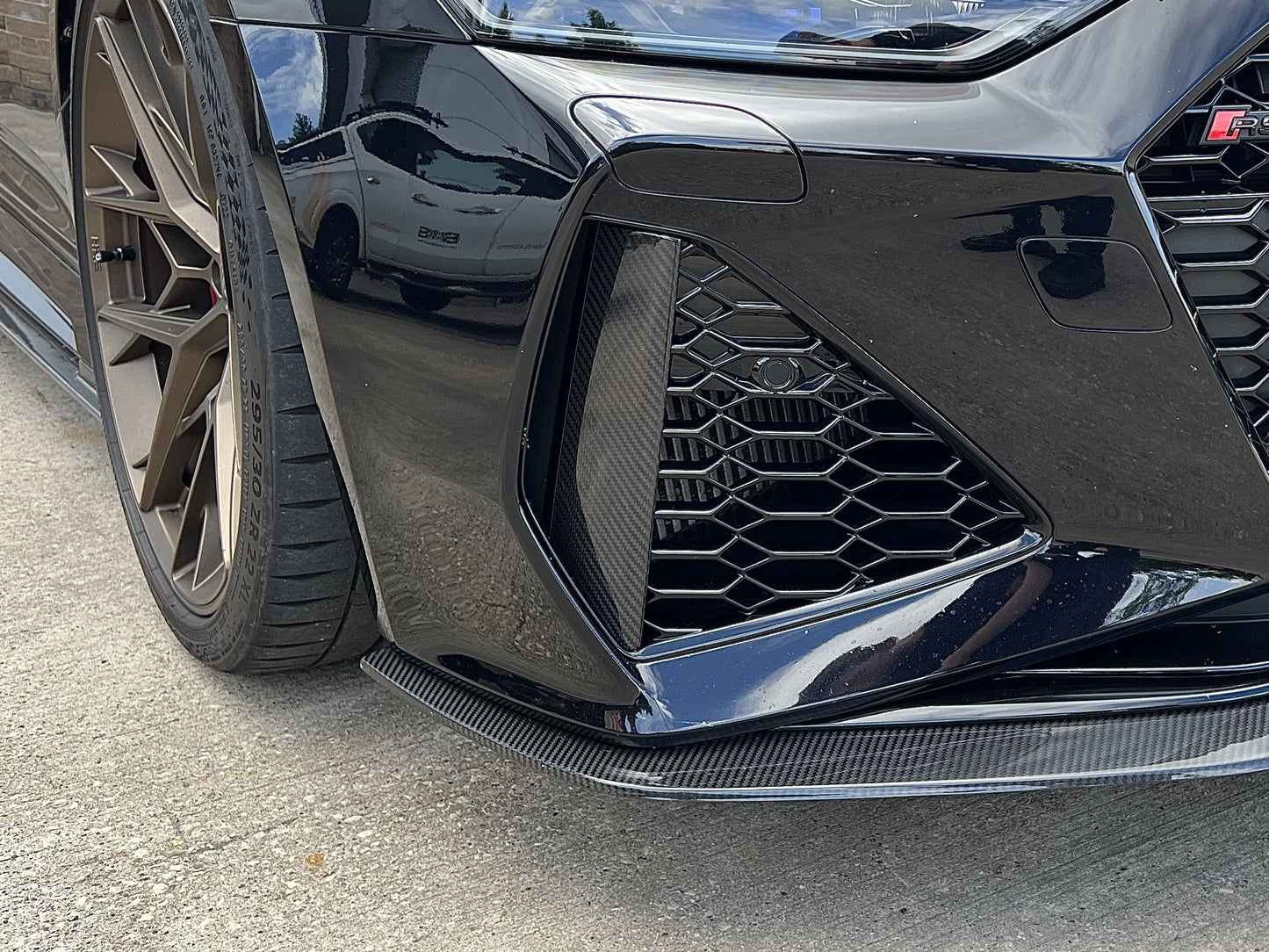 RS6 C8 Front Splitter – Dry Carbon Lip for Audi RS6/RS7 C8