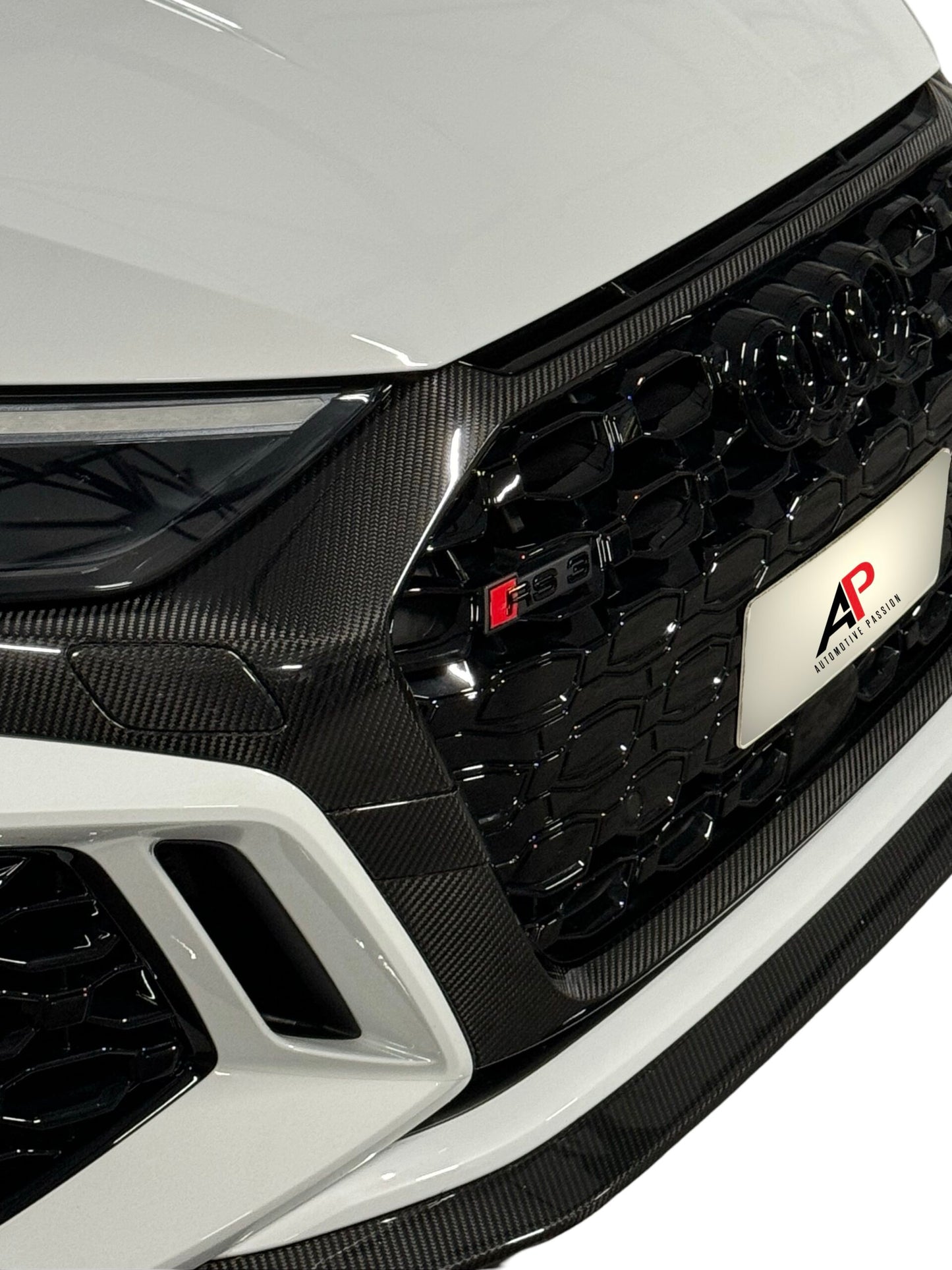 RS3 8Y Carbon Grille – AUDI GEN 1 Full Carbon Front Grille Replacement