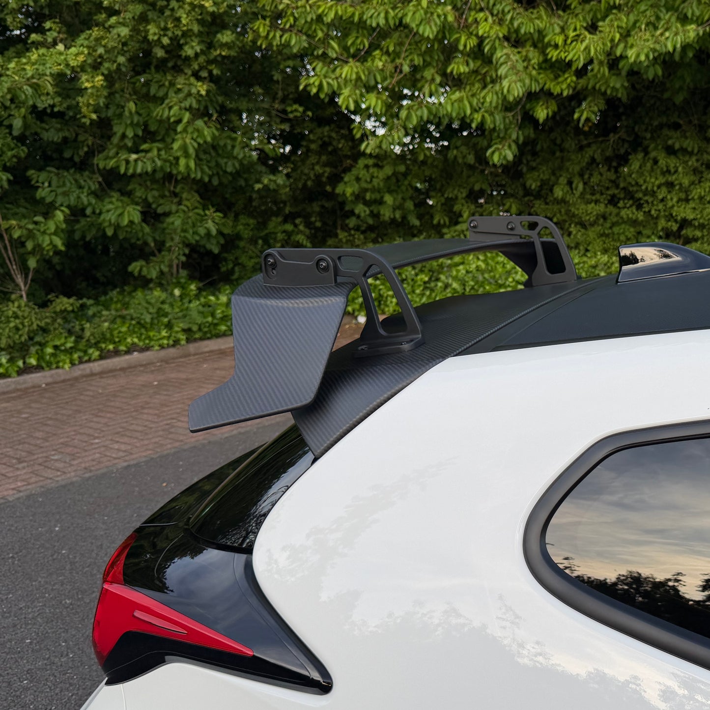 TOYOTA YARIS GR CARBON FIBRE SPOILER INC BASE PANEL FULL ASSEMBLY