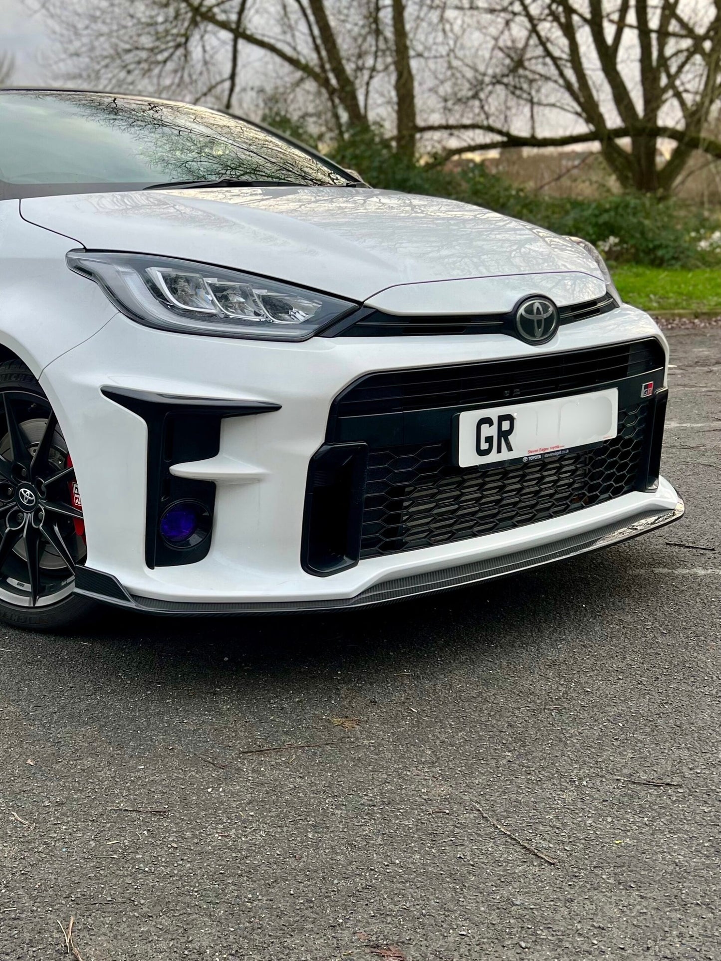 Toyota Yaris GR Dry Carbon Front Splitter