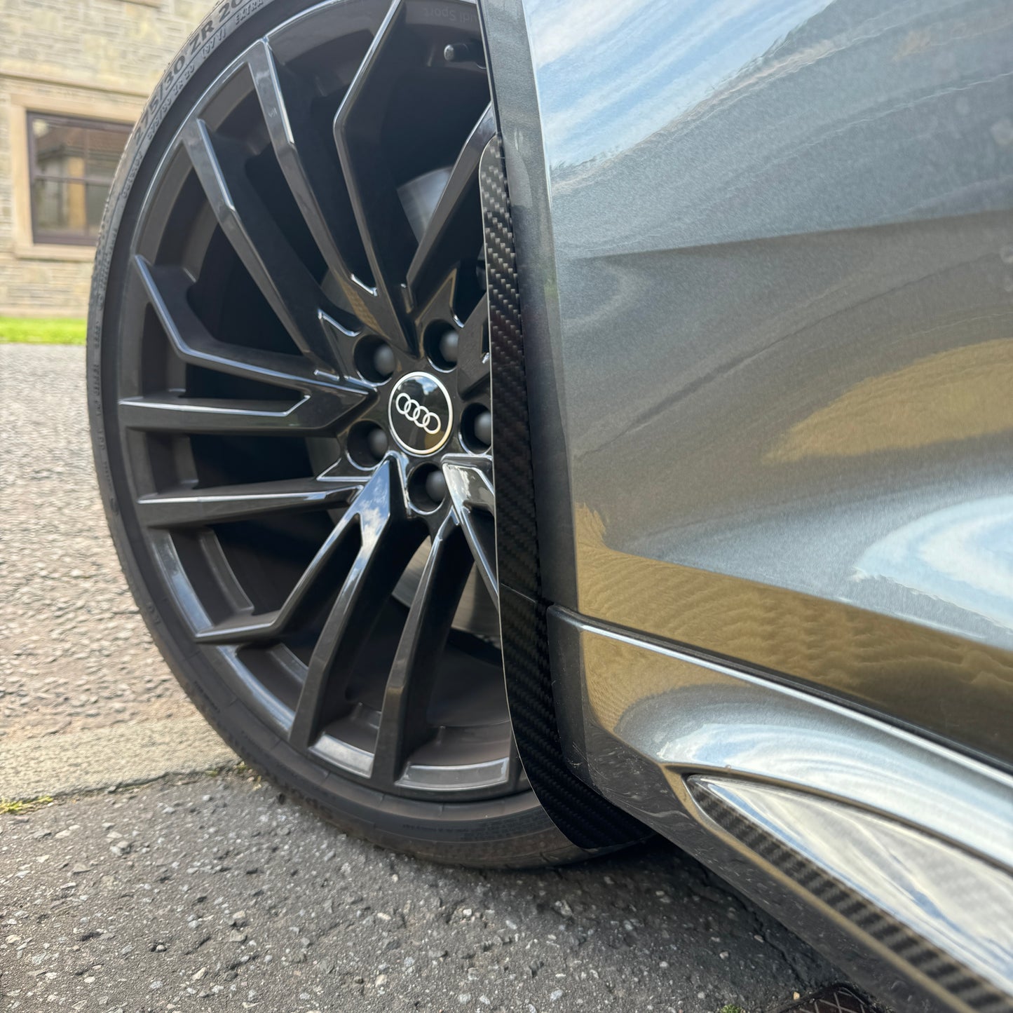 AUDI RS4 B9/9.5 CARBON FIBRE ARCH GUARDS/MUDFLAPS
