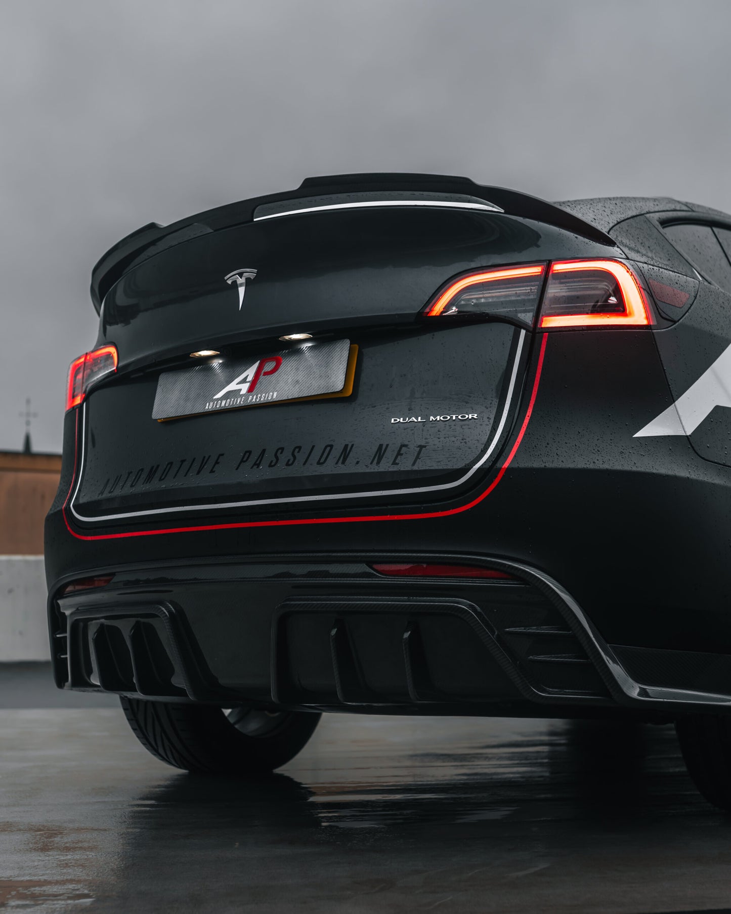 Tesla Model Y Carbon Fibre Rear Roof Spoiler