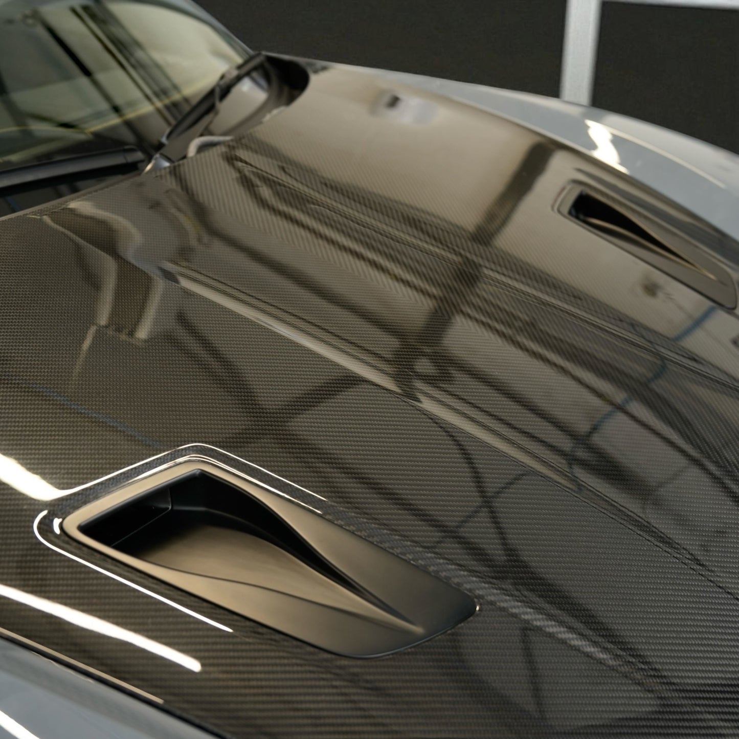 GT4 RS STYLE HOOD - PORSCHE 981/718 GT4 DRY CARBON FULL FUNCTIONAL BONNET