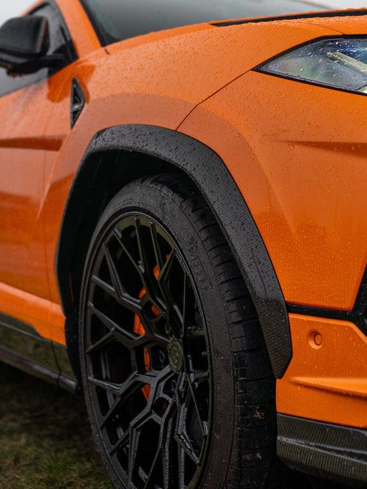 Lamborghini Urus Carbon Fibre Wheel Arch Set